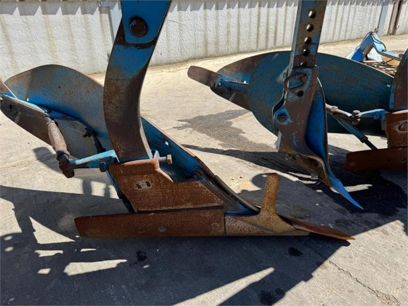 Lemken Lemken Euro Diamant 8 6+1 7 Furrow Plough - Charrue: photos 4 Lemken Lemken Euro Diamant 8 6+1 7 Furrow Plough - Charrue: photos 4