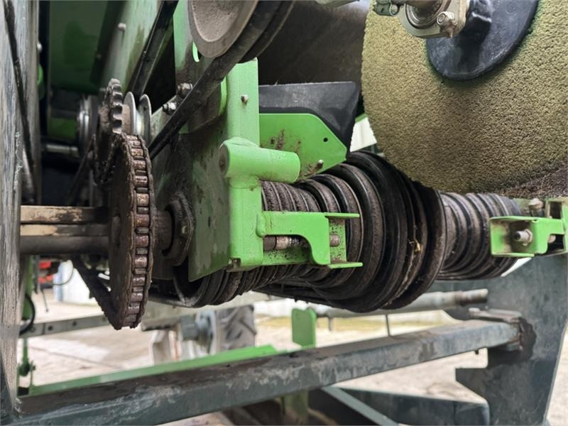 Planteuse de pommes de terre Miedema Structural MS2000 2 Row Planter: photos 17 Planteuse de pommes de terre Miedema Structural MS2000 2 Row Planter: photos 17