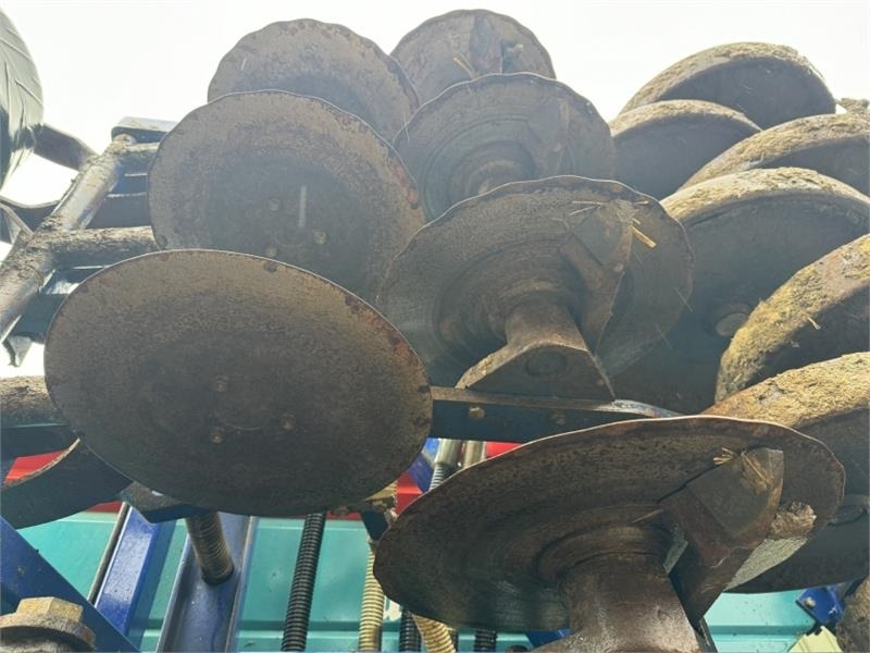 Combiné de semis Moore Tandem Uni-Drill 6m Moore Tandem Uni-Drill D: photos 11 Combiné de semis Moore Tandem Uni-Drill 6m Moore Tandem Uni-Drill D: photos 11