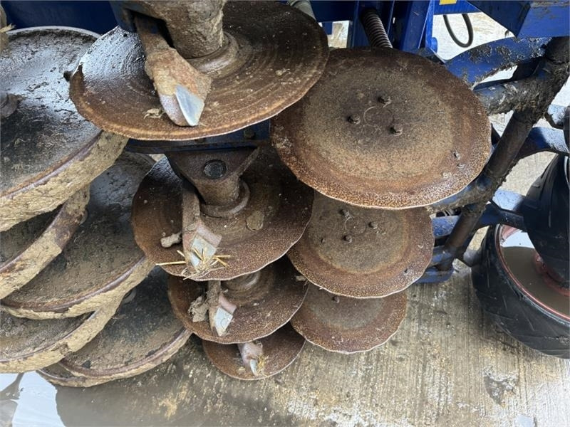 Combiné de semis Moore Tandem Uni-Drill 6m Moore Tandem Uni-Drill D: photos 12 Combiné de semis Moore Tandem Uni-Drill 6m Moore Tandem Uni-Drill D: photos 12