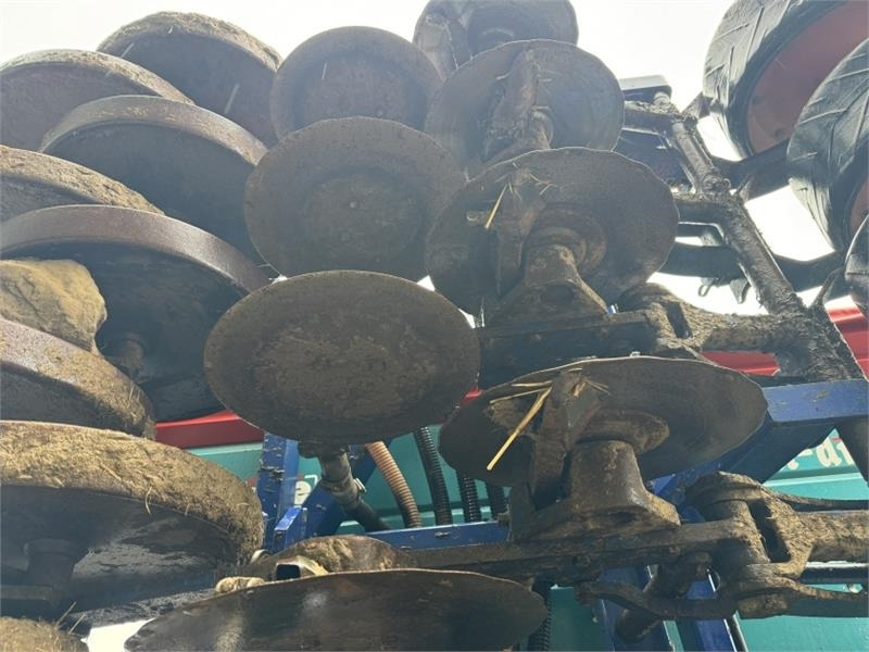 Combiné de semis Moore Tandem Uni-Drill 6m Moore Tandem Uni-Drill D: photos 13 Combiné de semis Moore Tandem Uni-Drill 6m Moore Tandem Uni-Drill D: photos 13