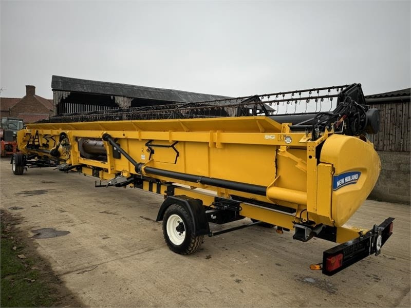 New Holland 41ft Varifeed Header - Accessoire de matériels de récolte: photos 3 New Holland 41ft Varifeed Header - Accessoire de matériels de récolte: photos 3