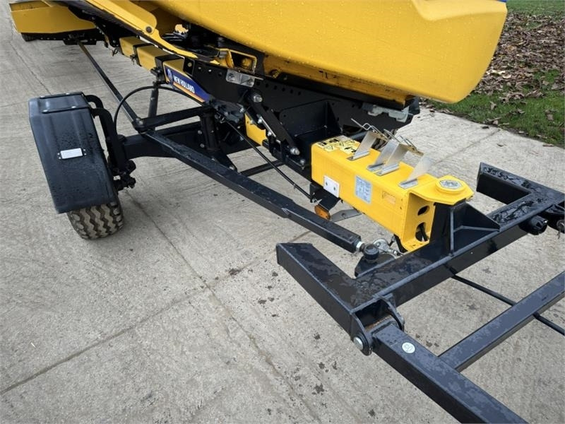 New Holland 41ft Varifeed Header - Accessoire de matériels de récolte: photos 5 New Holland 41ft Varifeed Header - Accessoire de matériels de récolte: photos 5