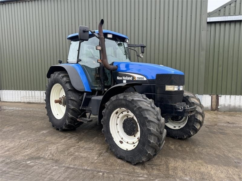 New Holland TM190 - Tracteur agricole: photos 3 New Holland TM190 - Tracteur agricole: photos 3