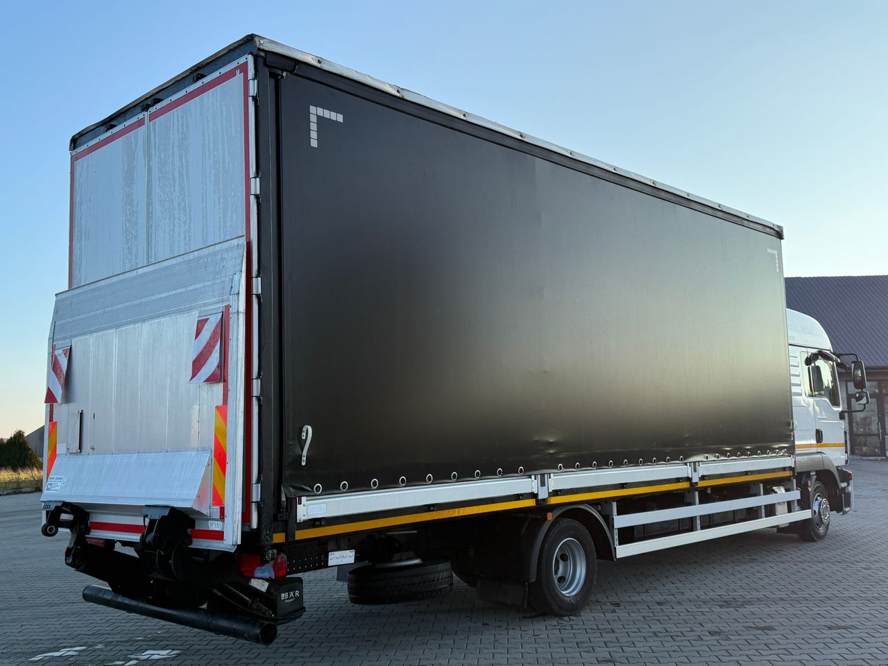 MAN TGL 12.250 / BURTO - FIRANKA / WINDA / 18 EUROPALET / SYPIALKA / 2018 ROK - Camion à rideaux coulissants: photos 3 MAN TGL 12.250 / BURTO - FIRANKA / WINDA / 18 EUROPALET / SYPIALKA / 2018 ROK - Camion à rideaux coulissants: photos 3