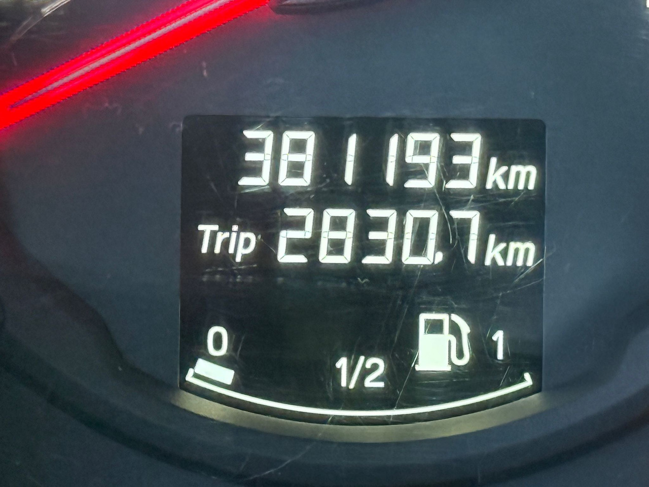 Camion isothermique SCANIA P220 / IZOTERMA / WINDA / SCHMITZ / 18 PALET / SILNIK 6 / SYPIALKA / 2019 ROK / NISKI PRZEBIEG: photos 17