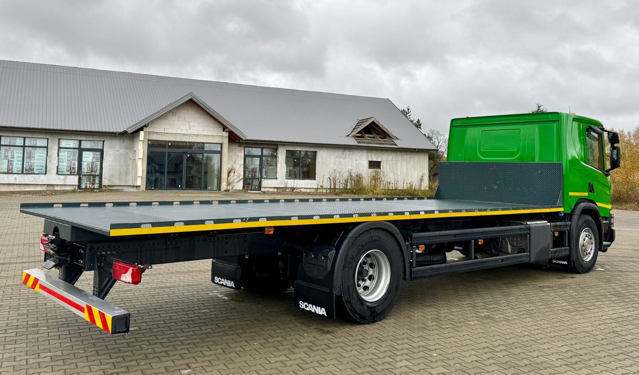 SCANIA P320 / PLATFORMA / NOWY / 5 TYŚ KM / SYPIALKA / 2023 ROK / CAŁA NA PODUSZKACH / 7.7 M DŁUGOŚCI / LAWETA / DO PRZEWOZU MASZYN ROLNICZYCH ITP - Camion plateau: photos 4 SCANIA P320 / PLATFORMA / NOWY / 5 TYŚ KM / SYPIALKA / 2023 ROK / CAŁA NA PODUSZKACH / 7.7 M DŁUGOŚCI / LAWETA / DO PRZEWOZU MASZYN ROLNICZYCH ITP - Camion plateau: photos 4