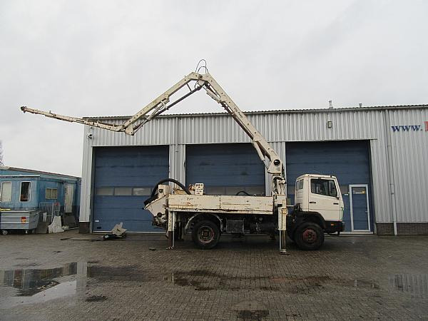SCHWING City pump M16/13 Z - Camion pompe: photos 1 SCHWING City pump M16/13 Z - Camion pompe: photos 1