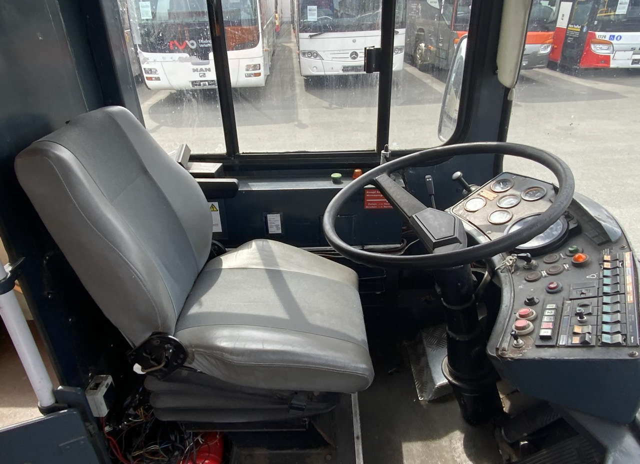 Photo d'intérieur 1: Bus à impériale MAN SD 200