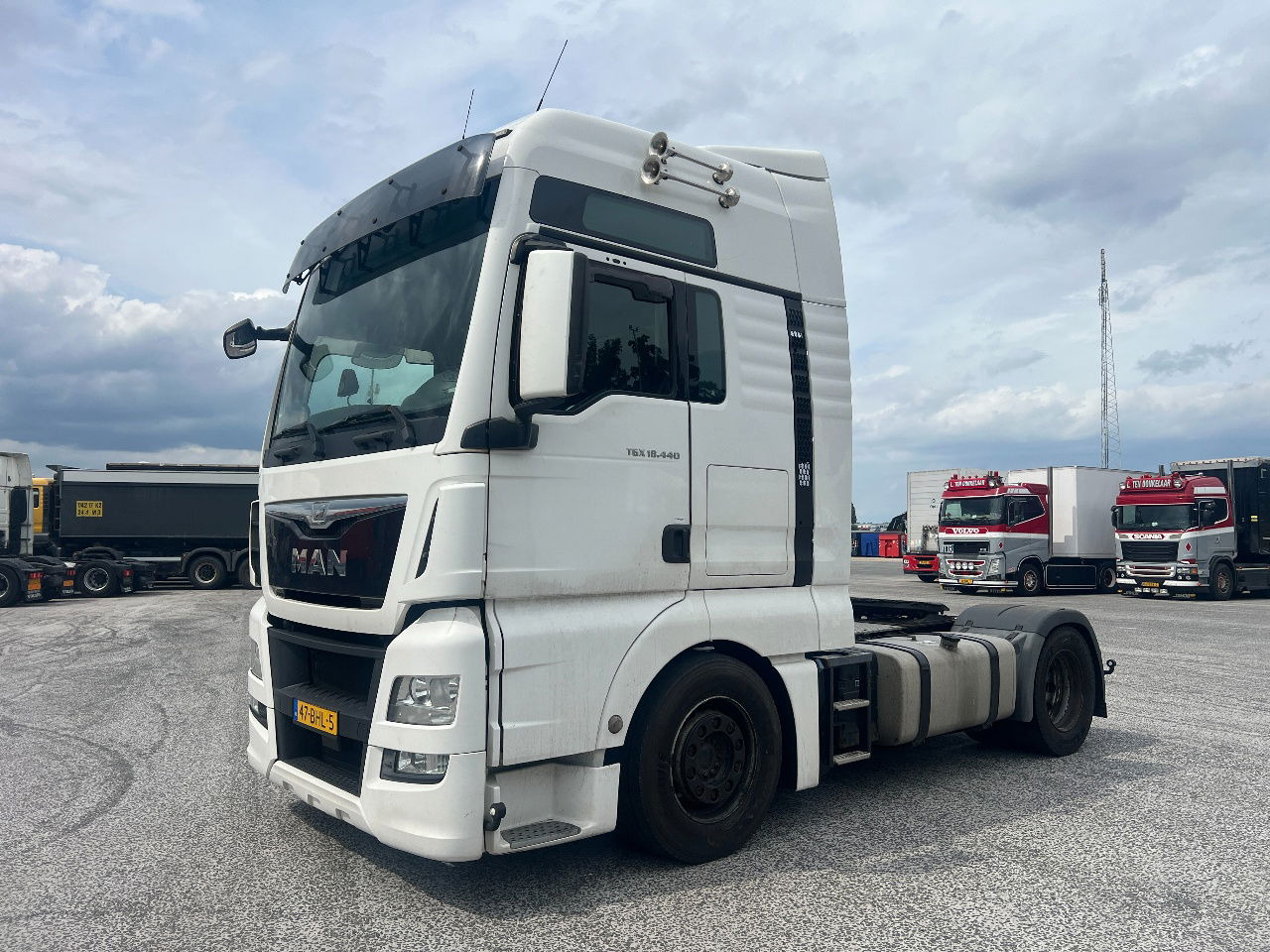 MAN TGX 18.440 XXL, LLS-U mega - Tracteur routier: photos 1 MAN TGX 18.440 XXL, LLS-U mega - Tracteur routier: photos 1