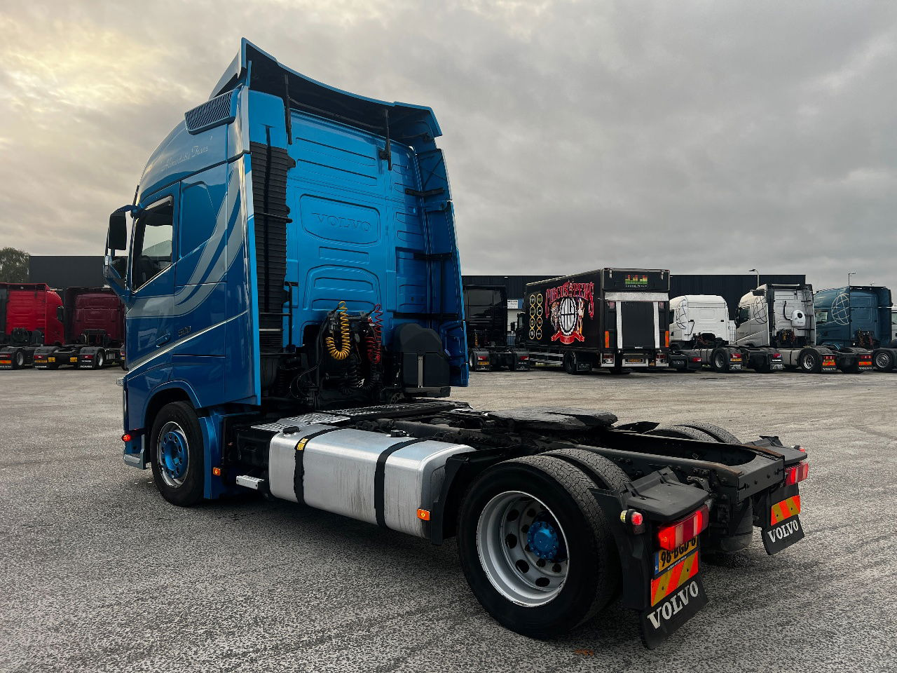 Volvo FH 460 Globe, Lowdeck, Mega - Tracteur routier: photos 4 Volvo FH 460 Globe, Lowdeck, Mega - Tracteur routier: photos 4