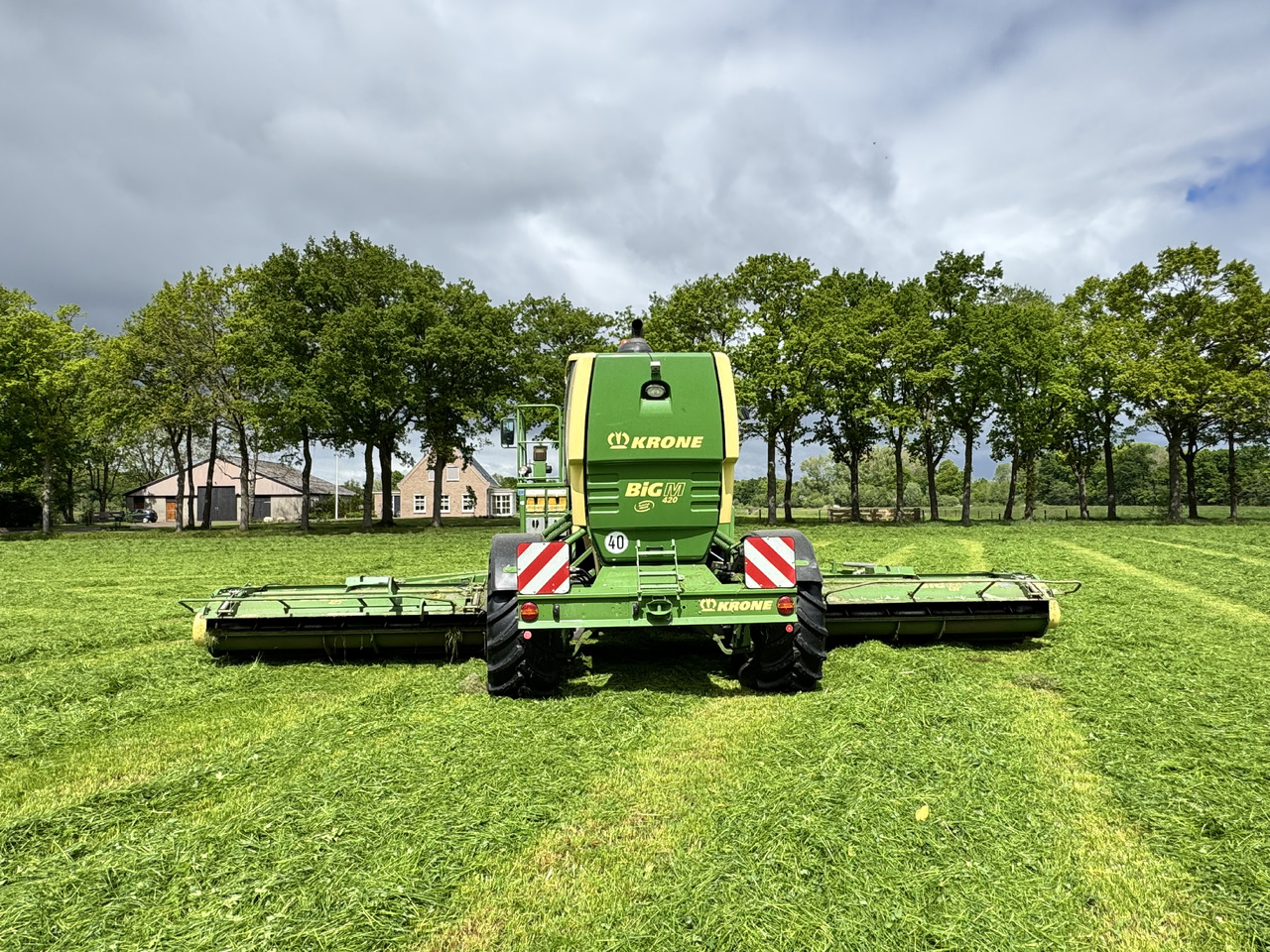 Krone Big M 420 CV - Faucheuse: photos 2 Krone Big M 420 CV - Faucheuse: photos 2