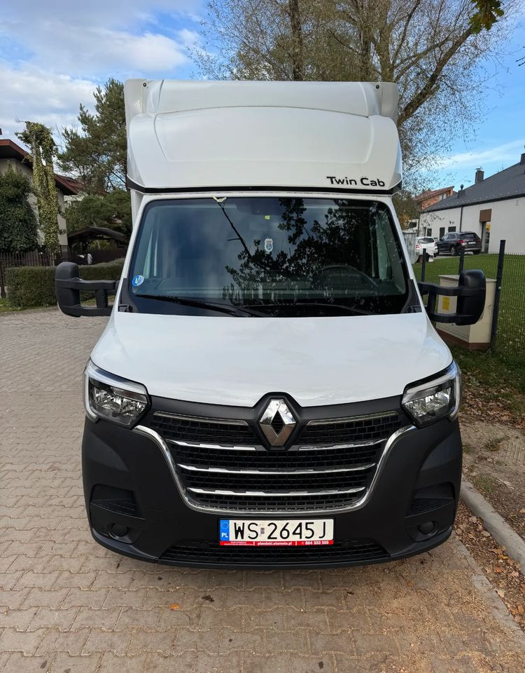 Renault Master - Utilitaire plateau baché: photos 2 Renault Master - Utilitaire plateau baché: photos 2