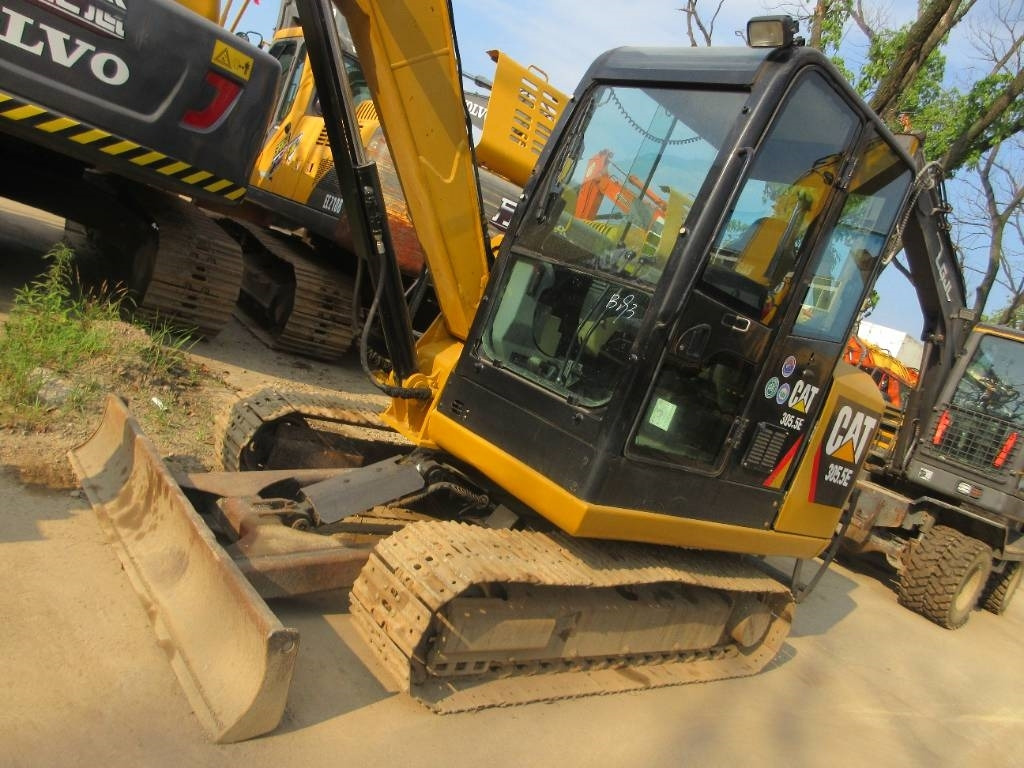CAT 305.5 E - Pelle sur chenille: photos 5 CAT 305.5 E - Pelle sur chenille: photos 5