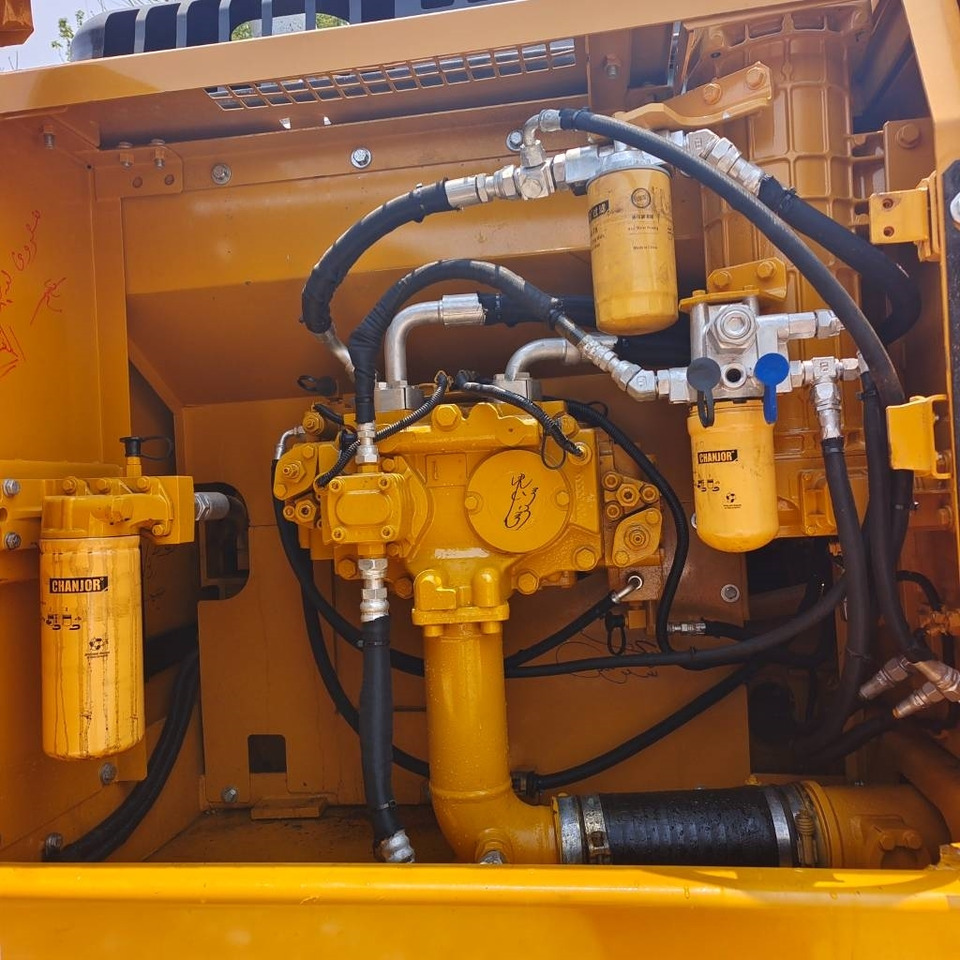 CAT 324 D - Pelle sur chenille: photos 4 CAT 324 D - Pelle sur chenille: photos 4