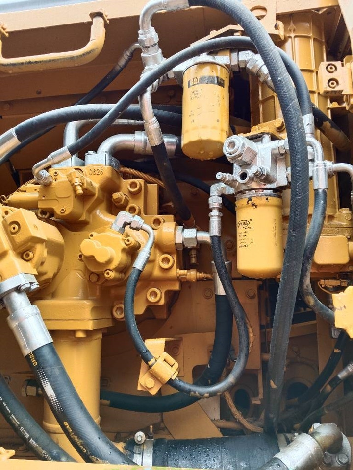 CAT 330 - Pelle sur chenille: photos 4 CAT 330 - Pelle sur chenille: photos 4