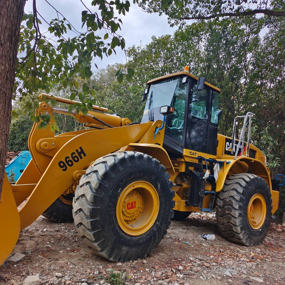 CAT 966 H - Chargeuse sur pneus: photos 1 CAT 966 H - Chargeuse sur pneus: photos 1