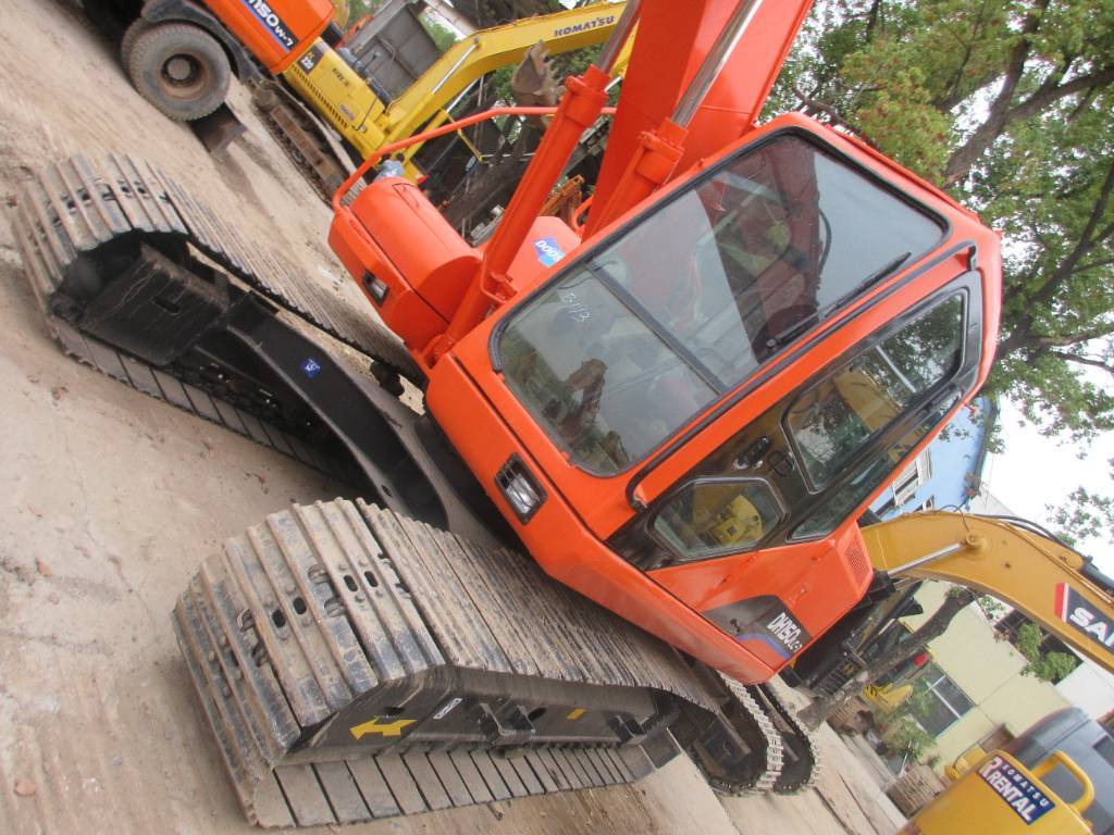 Doosan DH 150 LC-7 - Pelle sur pneus: photos 2 Doosan DH 150 LC-7 - Pelle sur pneus: photos 2