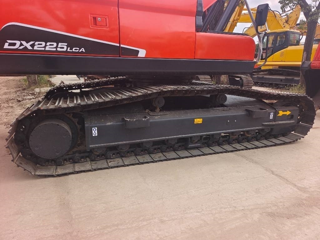 Doosan DX 225 - Pelle sur chenille: photos 2 Doosan DX 225 - Pelle sur chenille: photos 2