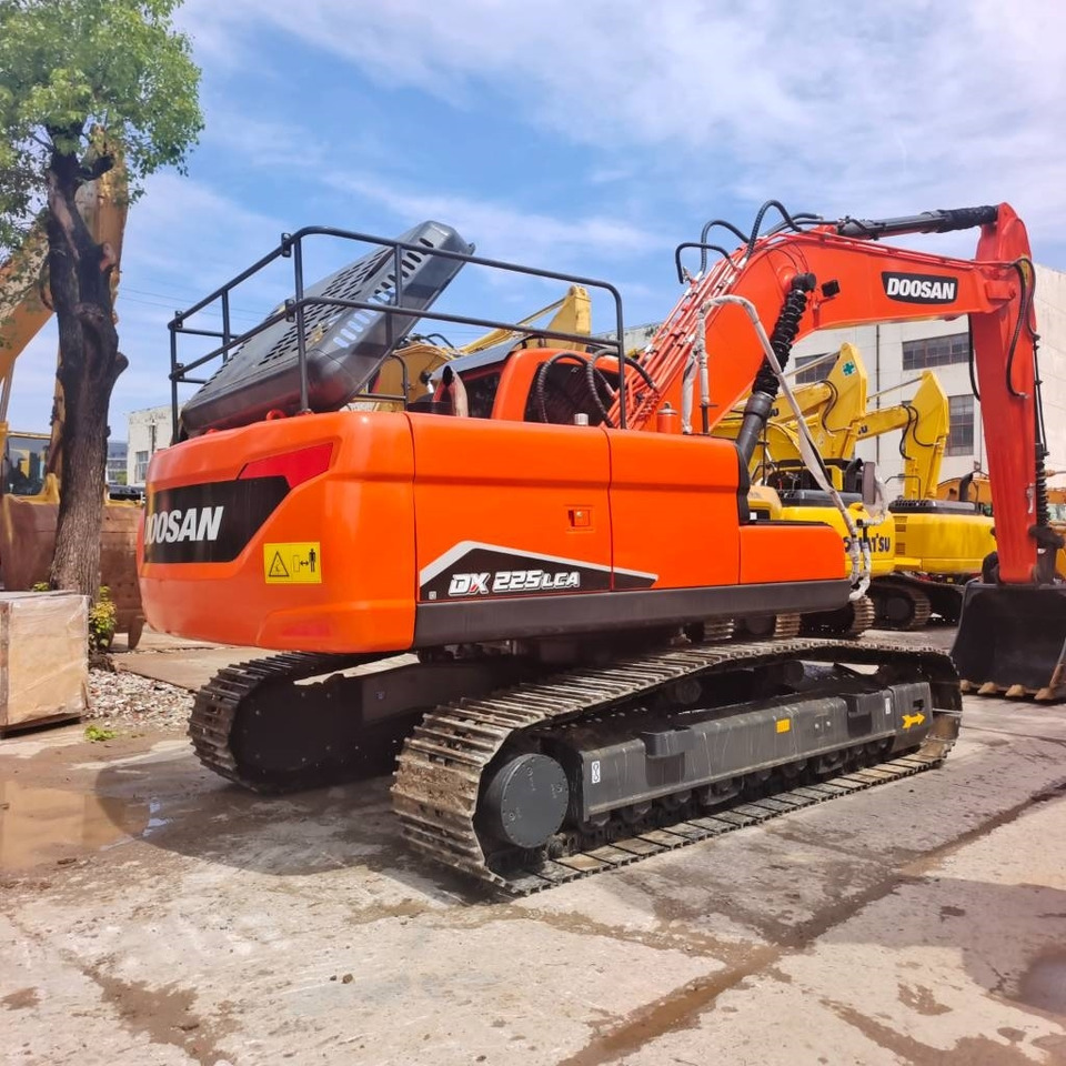 Doosan DX 225 LC-9C - Pelle sur chenille: photos 2 Doosan DX 225 LC-9C - Pelle sur chenille: photos 2