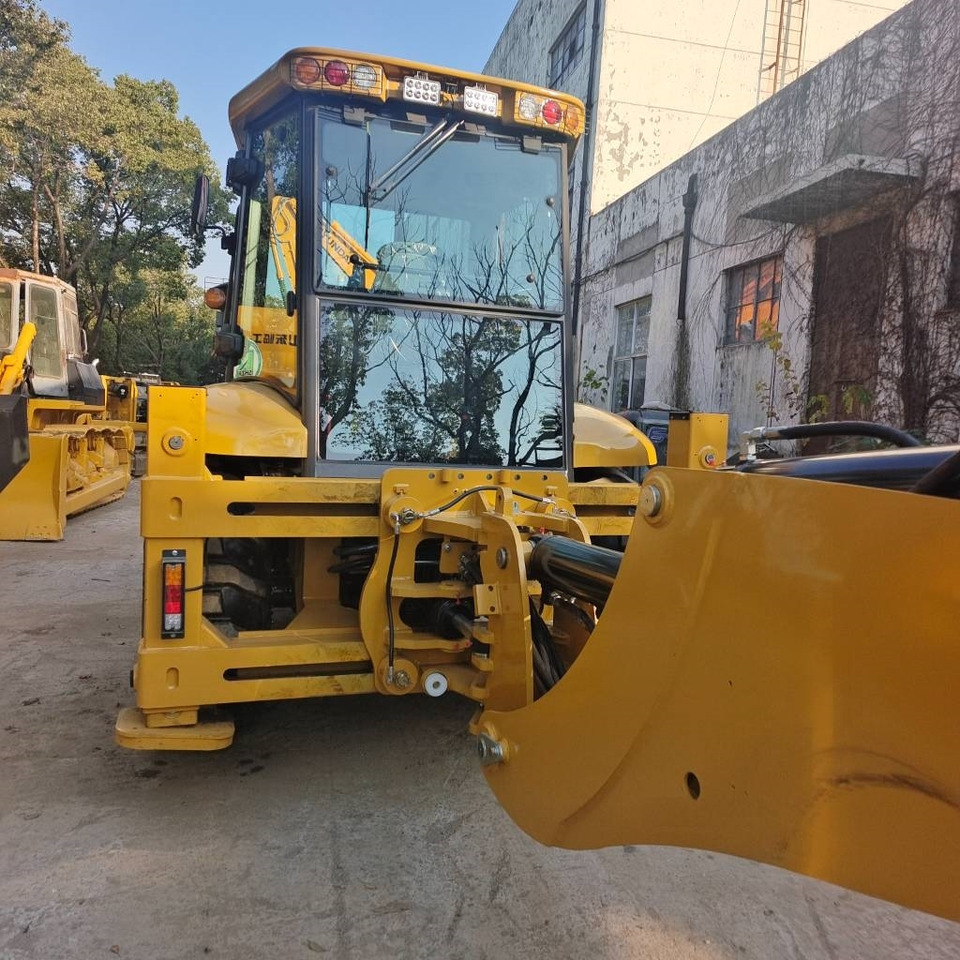 JCB 3 CX Brand new machine - Tractopelle: photos 3 JCB 3 CX Brand new machine - Tractopelle: photos 3