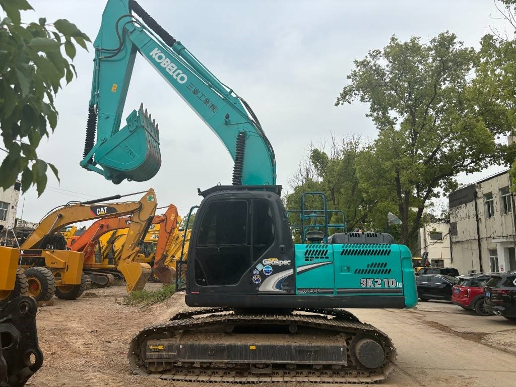 Kobelco SK 210 - Pelle sur chenille: photos 2 Kobelco SK 210 - Pelle sur chenille: photos 2