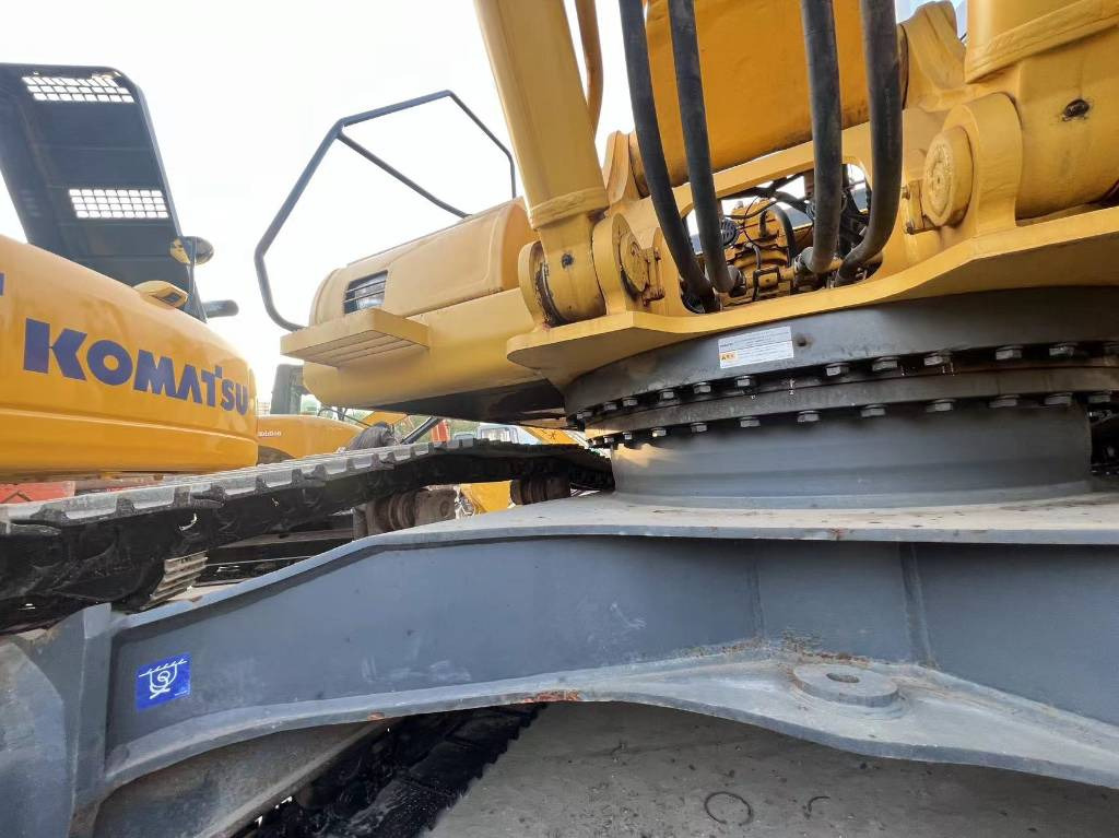 Komatsu PC 360-7 - Pelle sur chenille: photos 5 Komatsu PC 360-7 - Pelle sur chenille: photos 5