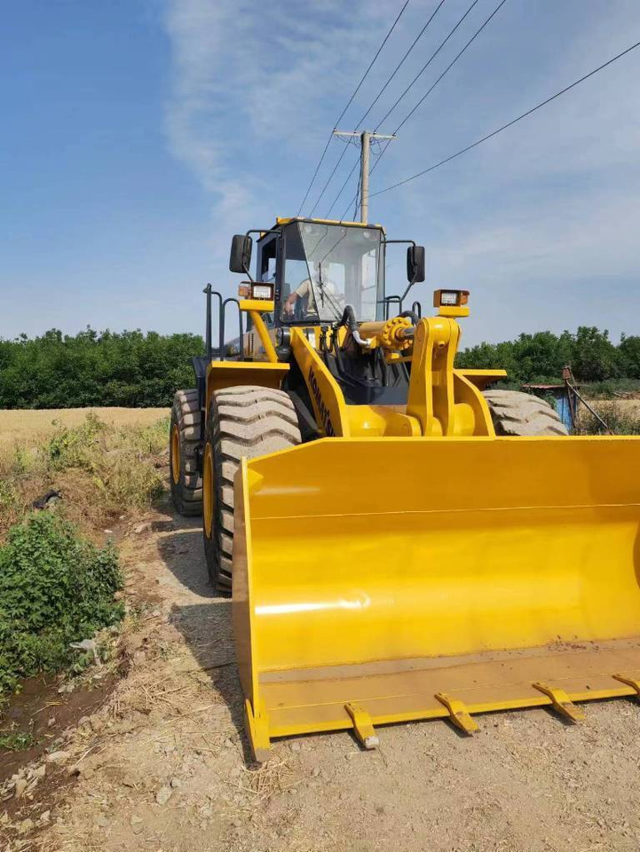 Komatsu WA 470-3 - Chargeuse sur pneus: photos 4 Komatsu WA 470-3 - Chargeuse sur pneus: photos 4
