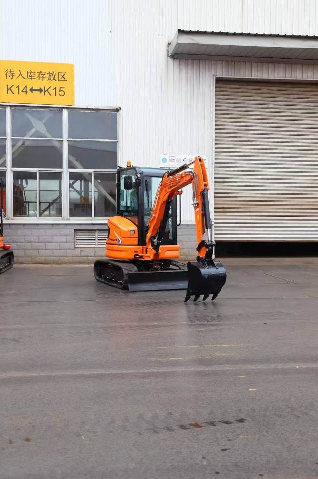 Lonking K W C 6.0 BRAND NEW MACHINE - Pelle sur chenille: photos 1 Lonking K W C 6.0 BRAND NEW MACHINE - Pelle sur chenille: photos 1