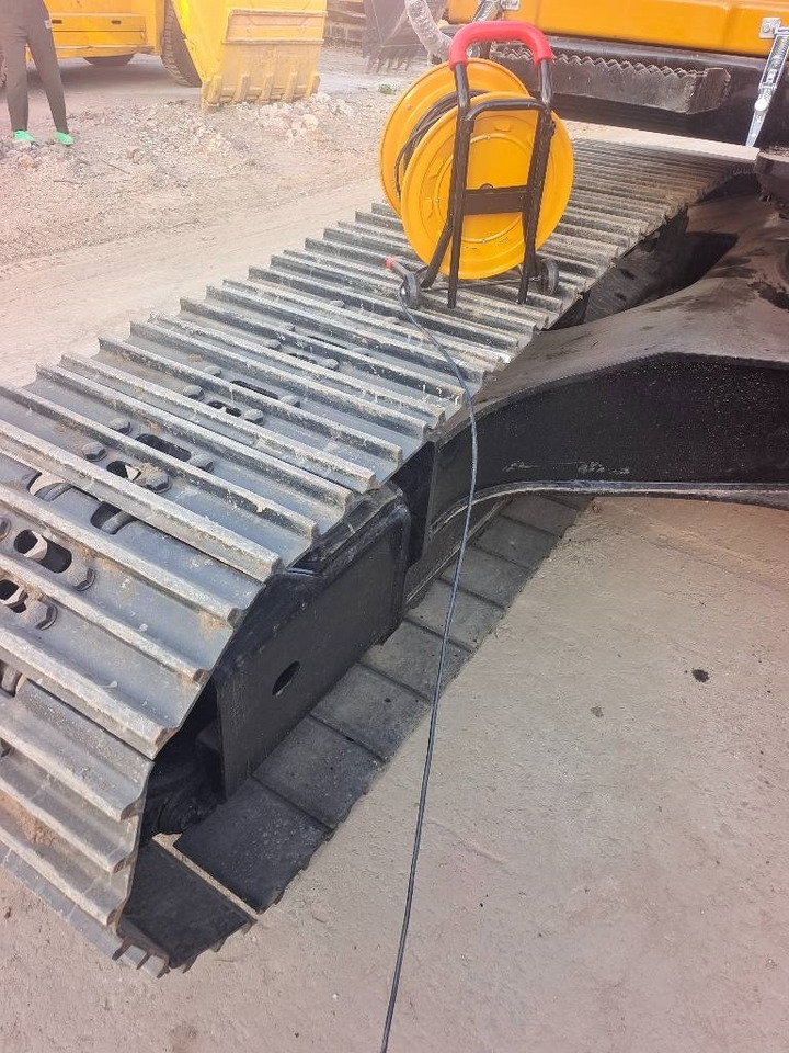 Sany SY 215 H - Pelle sur chenille: photos 5 Sany SY 215 H - Pelle sur chenille: photos 5