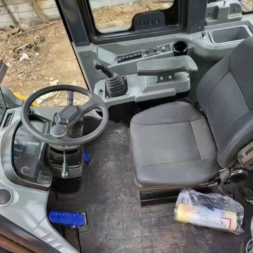 XCMG LW 500 KV - Chargeuse sur pneus: photos 5 XCMG LW 500 KV - Chargeuse sur pneus: photos 5