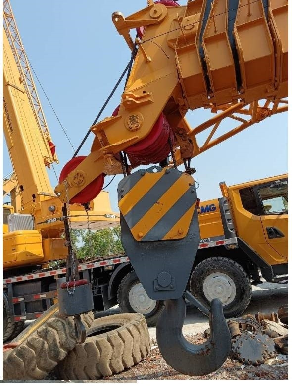 XCMG QY 70 K - Grue tout-terrain: photos 3 XCMG QY 70 K - Grue tout-terrain: photos 3