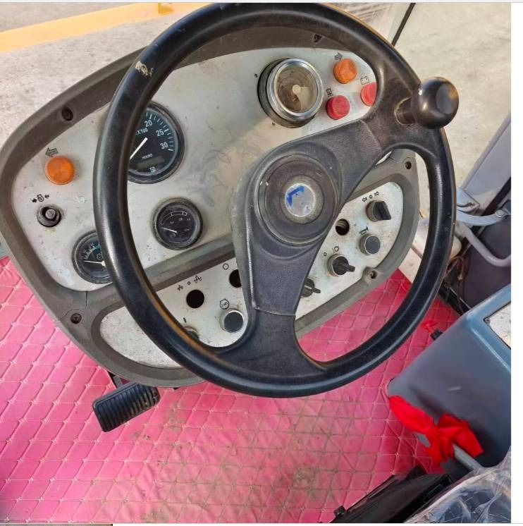 XCMG XS 142 J - Compacteur à pieds de mouton/ Monocylindre: photos 4 XCMG XS 142 J - Compacteur à pieds de mouton/ Monocylindre: photos 4