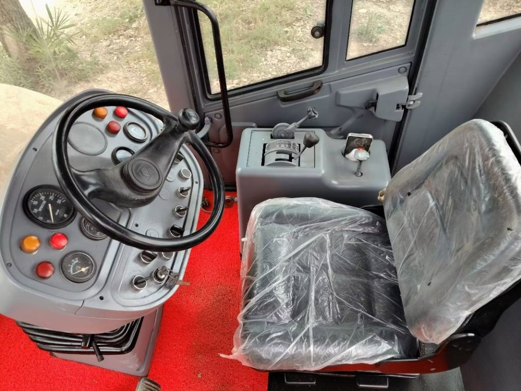 XCMG XS 223 J - Compacteur à pieds de mouton/ Monocylindre: photos 2 XCMG XS 223 J - Compacteur à pieds de mouton/ Monocylindre: photos 2