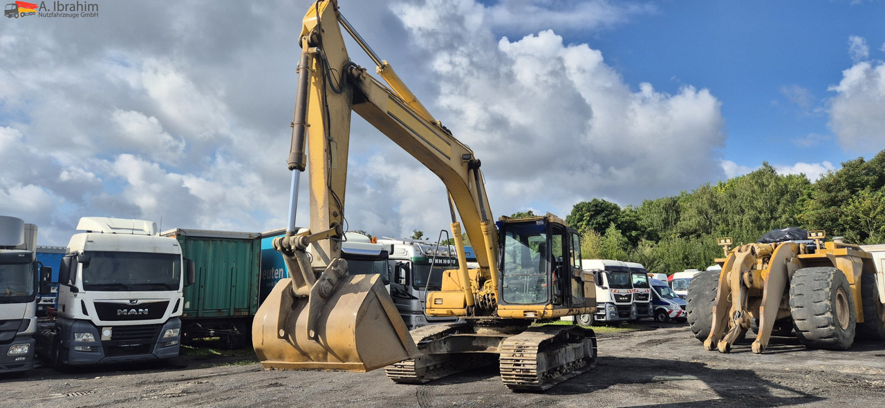 Komatsu PC 210 Hammerhydraulik | Klima | UVV 12 25 - Pelle sur chenille: photos 1 Komatsu PC 210 Hammerhydraulik | Klima | UVV 12 25 - Pelle sur chenille: photos 1