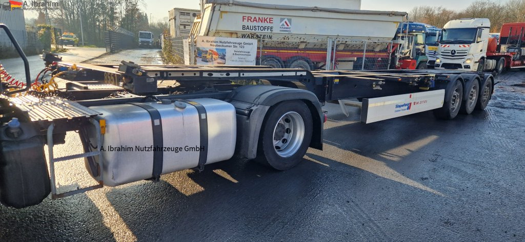 Krone SDC27 Containerchassis 20, 30, 40, 45 ft ausziehbar, Liftachse - Semi-remorque porte-conteneur/ Caisse mobile: photos 1 Krone SDC27 Containerchassis 20, 30, 40, 45 ft ausziehbar, Liftachse - Semi-remorque porte-conteneur/ Caisse mobile: photos 1