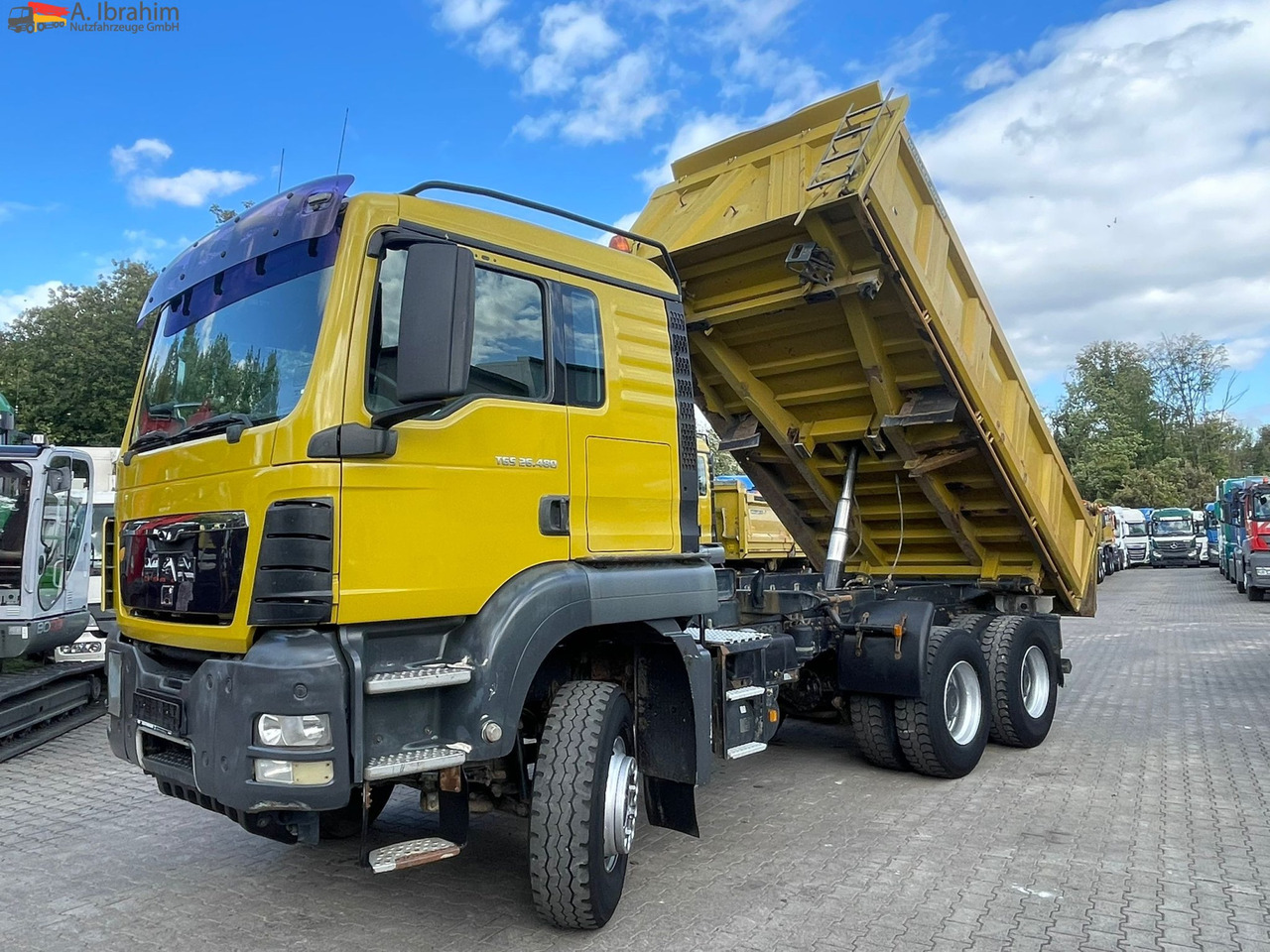 MAN TGS 26.480 Meiller 3 Seiten | 6x4 | Schalter | 3 Pedals - Camion benne: photos 1 MAN TGS 26.480 Meiller 3 Seiten | 6x4 | Schalter | 3 Pedals - Camion benne: photos 1