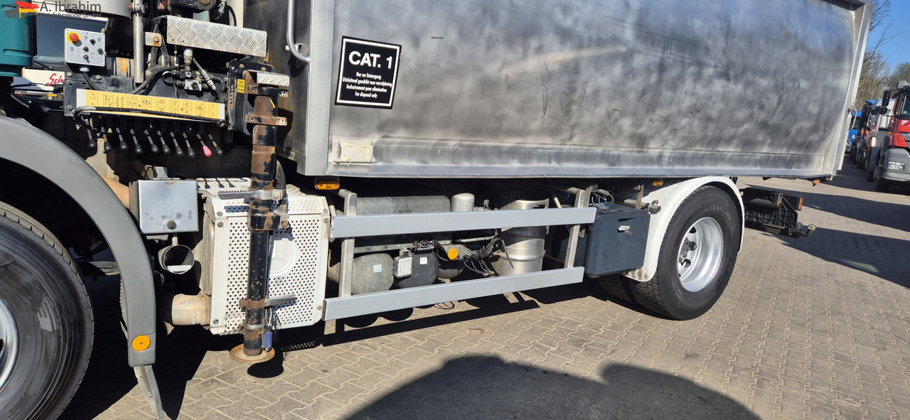 Mercedes-Benz 1824 Kipper Kran, Edelstahlaufbau Tierentsorgung - Camion benne, Camion grue: photos 5 Mercedes-Benz 1824 Kipper Kran, Edelstahlaufbau Tierentsorgung - Camion benne, Camion grue: photos 5