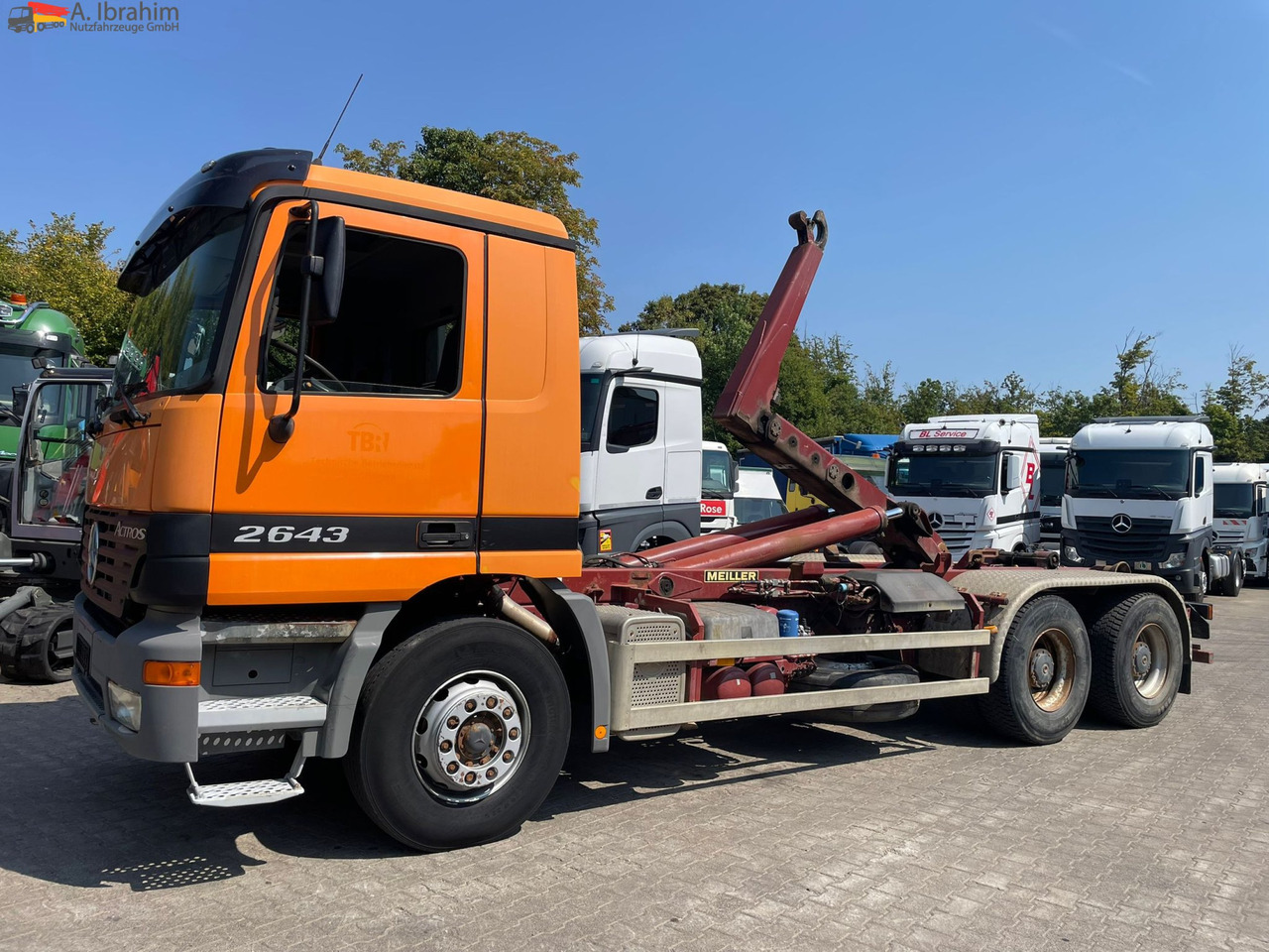 Mercedes-Benz 2643 6x4 | Blatt Luft | Meiller Haken, mp1 - Camion ampliroll: photos 1 Mercedes-Benz 2643 6x4 | Blatt Luft | Meiller Haken, mp1 - Camion ampliroll: photos 1