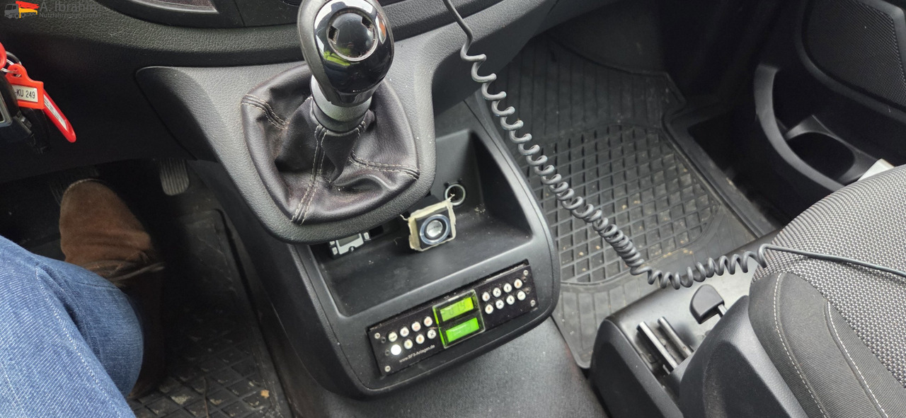 Mercedes-Benz Vito Tourer BF 3-GST Zeichen Anlage 3050 kg zzGw - Camion magasin: photos 3 Mercedes-Benz Vito Tourer BF 3-GST Zeichen Anlage 3050 kg zzGw - Camion magasin: photos 3