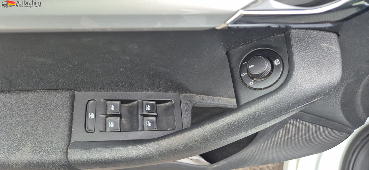 Skoda Octavia 2.0 TDI | 8-fach bereift - Voiture: photos 3 Skoda Octavia 2.0 TDI | 8-fach bereift - Voiture: photos 3