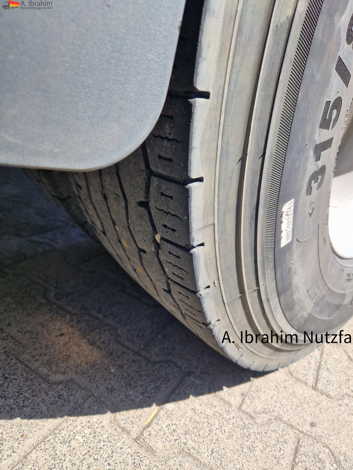 MAN TGS 18.400 4X2BLS PTO für Kompressor - Tracteur routier: photos 5 MAN TGS 18.400 4X2BLS PTO für Kompressor - Tracteur routier: photos 5