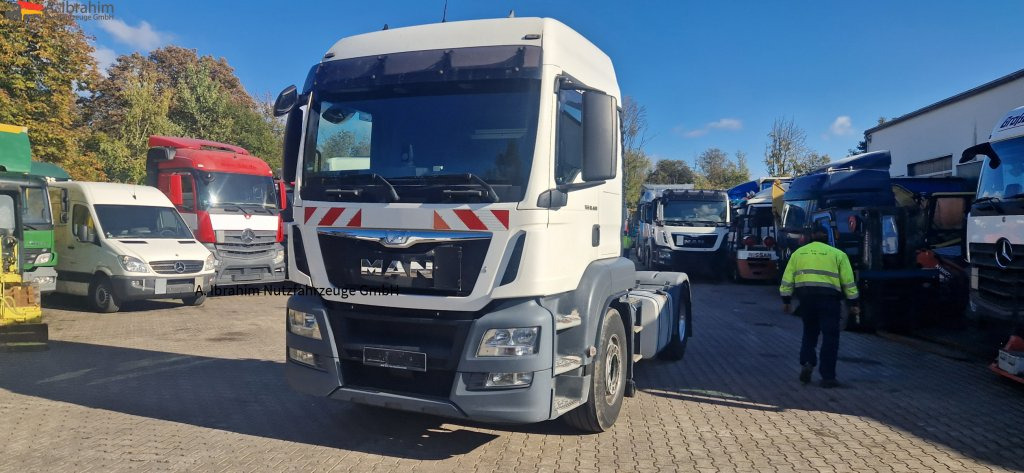 MAN TGS 18.400 PTO für Kompressor sehr sauber - Tracteur routier: photos 1 MAN TGS 18.400 PTO für Kompressor sehr sauber - Tracteur routier: photos 1