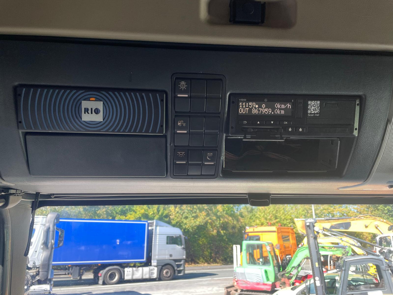 Tracteur routier MAN TGS 18.420 Kipphydraulik | Blatt Luft | Nebenantrieb | Efficient Line | Euro 6 | Tüv 05 2026: photos 15 Tracteur routier MAN TGS 18.420 Kipphydraulik | Blatt Luft | Nebenantrieb | Efficient Line | Euro 6 | Tüv 05 2026: photos 15