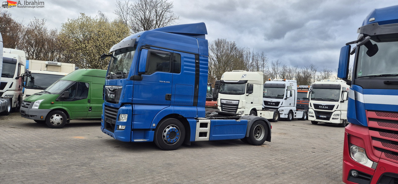 MAN TGX 18.460 Retarder, Klima, 1. Hand Vollspoiler, Vollservice - Tracteur routier: photos 1 MAN TGX 18.460 Retarder, Klima, 1. Hand Vollspoiler, Vollservice - Tracteur routier: photos 1