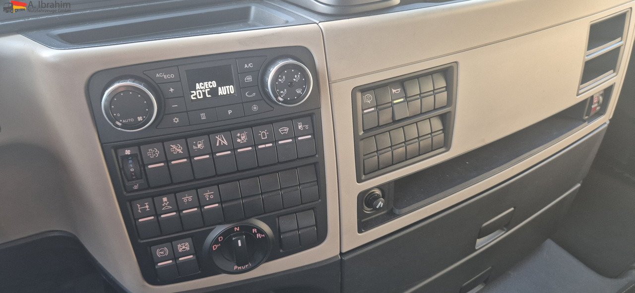 MAN TGX 18.500 Retarder | Standklima | XXL | 2x Tank | LED | deutsches Fahrzeug - Tracteur routier: photos 3 MAN TGX 18.500 Retarder | Standklima | XXL | 2x Tank | LED | deutsches Fahrzeug - Tracteur routier: photos 3