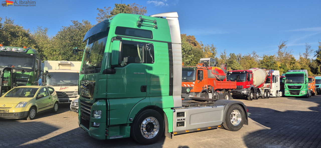 MAN TGX 18.500 Retarder | Standklima | XXL | 2x Tank | LED | deutsches Fahrzeug - Tracteur routier: photos 1 MAN TGX 18.500 Retarder | Standklima | XXL | 2x Tank | LED | deutsches Fahrzeug - Tracteur routier: photos 1