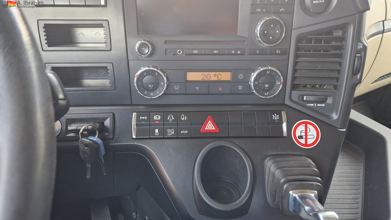 Mercedes-Benz 1840 3x 1840, 2x 1846 - Tracteur routier: photos 3 Mercedes-Benz 1840 3x 1840, 2x 1846 - Tracteur routier: photos 3