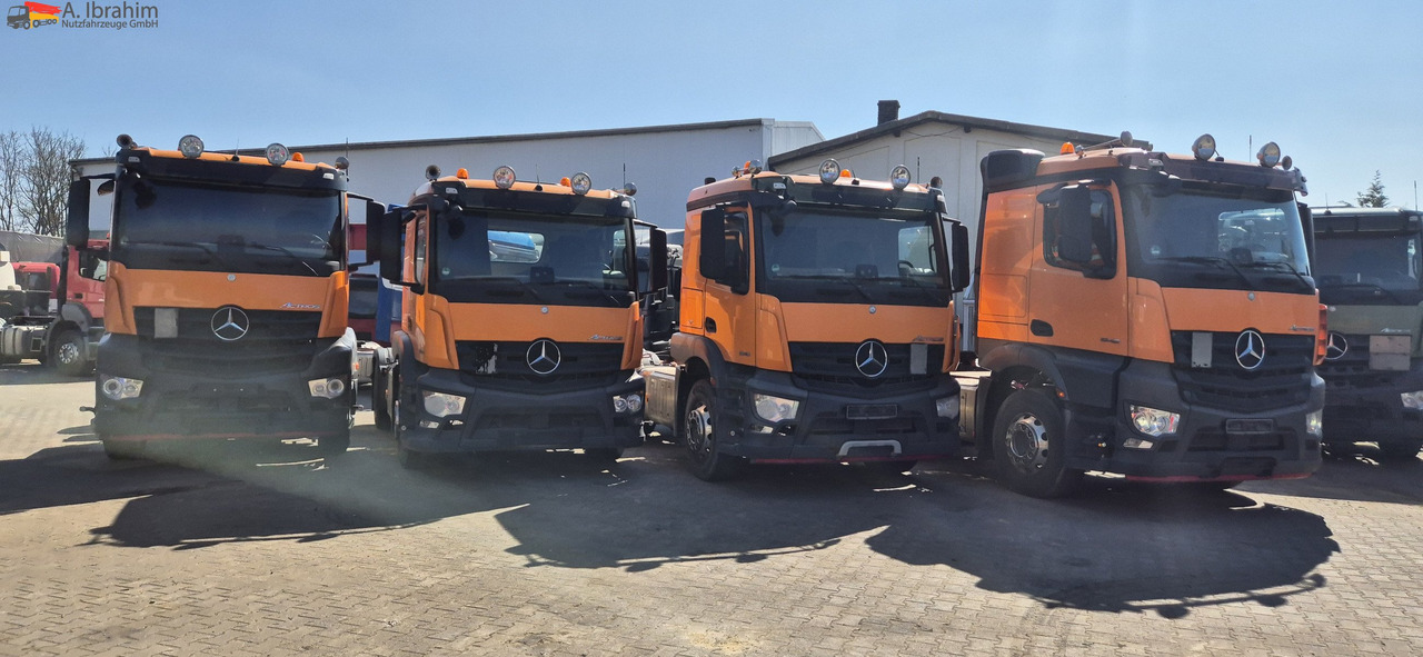 Mercedes-Benz 1840 3x 1840, 2x 1846 - Tracteur routier: photos 1 Mercedes-Benz 1840 3x 1840, 2x 1846 - Tracteur routier: photos 1