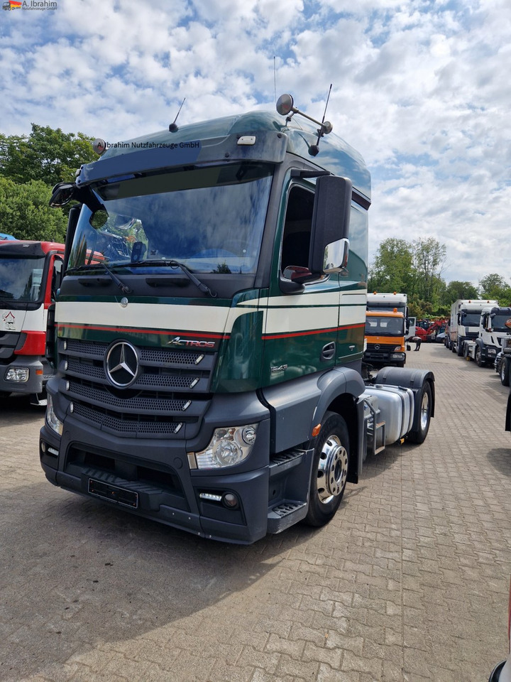 Mercedes-Benz 1843 Klima, Retarder Kipphydraulik - Tracteur routier: photos 1 Mercedes-Benz 1843 Klima, Retarder Kipphydraulik - Tracteur routier: photos 1